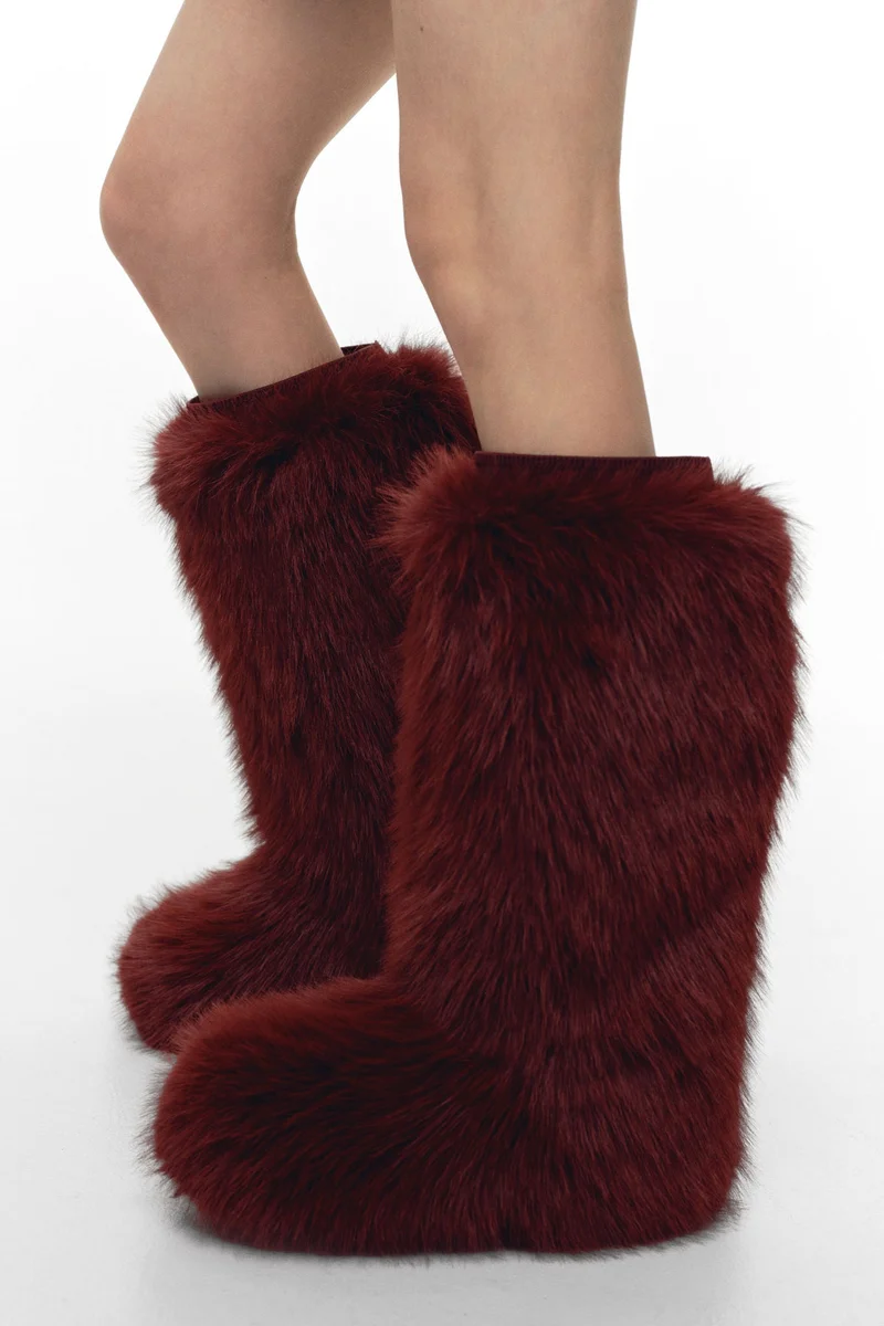 اتش اند ام بووت بطول يصل للركبة