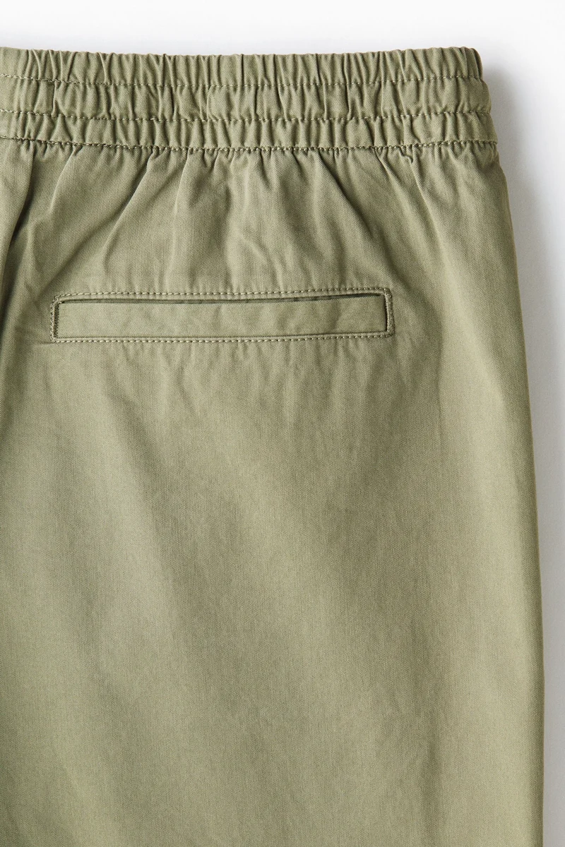 اتش اند ام شورت قطني بقصّة مريحة