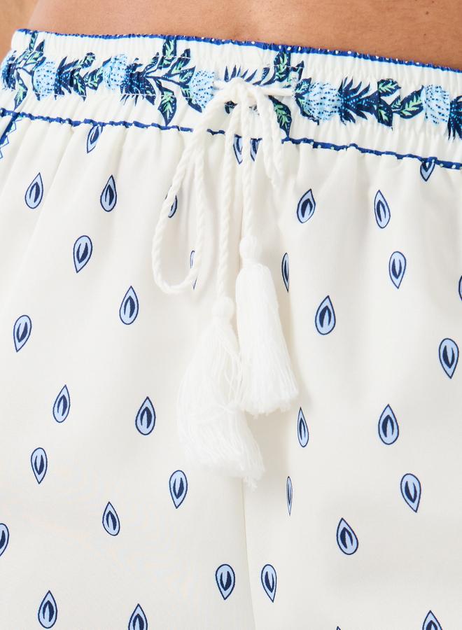 Styli Styli Printed Wide Leg Pants with Drawstring  - Image 3