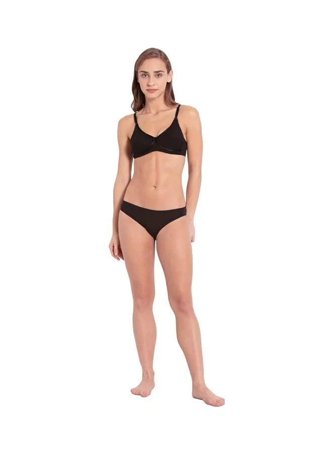 Jockey Black 1242 Women Wire free Non Padded Super Combed Cotton Elastane Stretch Medium Coverage Cross Over Everyday Bra with Adjustable Straps for Women | Best Price UAE