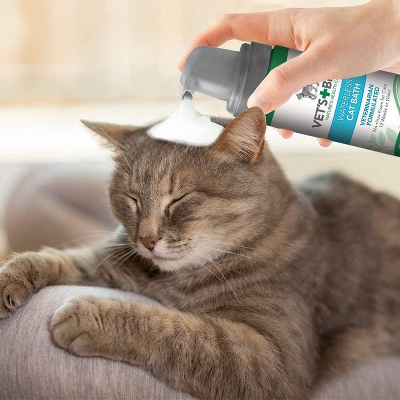 Vet's Best Waterless Cat Bath Foam Shampoo with Aloe Vera, Oatmeal, and Neem Oil - 118ml - Image 4