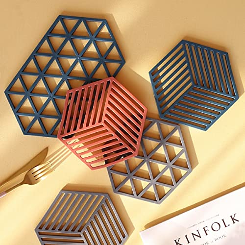 Leeonz® Silicone Trivet Mats Set of 4 — Multipurpose Non-Slip Holders Cute Trivets for Pans,Drying Mat,Thick Countertop Mat,Bowl Mats,Dish Mats,Plant Mats,etc.(Color May Vary) - Image 4