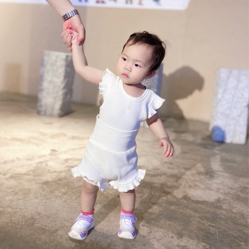 Babys Jumpsuit Solid Color with Ear-cuffed Edge Babys Fat-wrap Suit Summer Sleeveless Round Neck Sleeveless Sleepless Sleepless Sleepless Sleepless Sleepless Sleepless Sleepless Sleepless Sleepless Sleepless Sleepless Sleepless Sleepless Sleepless Sleepless Crewneck Sleepless Sleepless Sleepless Kits for Korean Style Childrens Clothing for Childrens Wear White