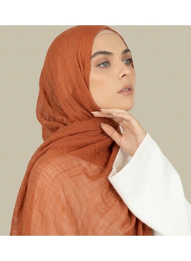 طقم فاخر يضم وشاحي حجاب نسائيين من قماش المودال | وشاح رأس سادة، ناعم، خفيف الوزن، جيد التهوية ومحتشم - Image 2
