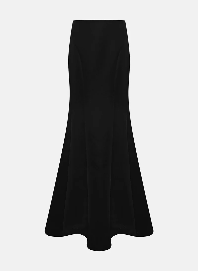 Lichi Maxi skirt with a tight fit on the hips