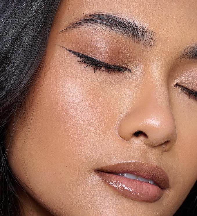 spongelle Mii Cosmetics Light Loving Illuminator Radiant Highlighter Leading Lady - Image 5