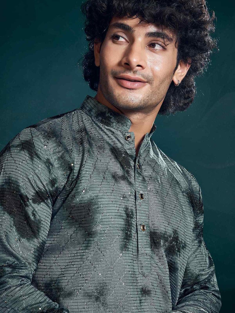 Vardha Men's Viscose Sequence Stitched Kurta, Flowy Grey Pattern Shibori Dyed Ethnic Kurtas for Men, Mandarin Collar, Pearl Buttons, Size L - Image 3