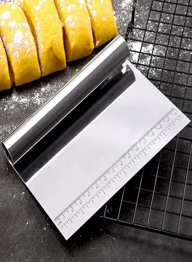 Spaceshoop Professional Stainless Steel Dough Cutter, Pizza Cutter with Scale Design, Multipurpose Cake Pizza Cutter, Pastry Baking Separator Knife 1 Piece, Silver