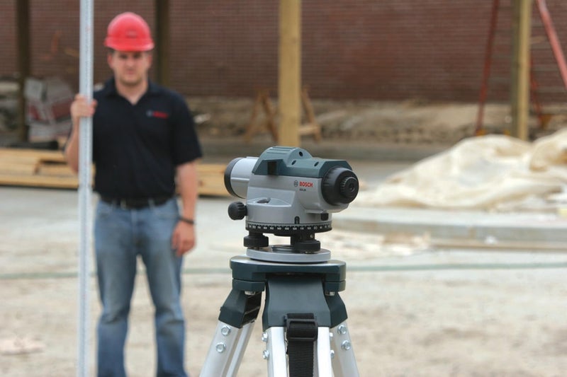 BOSCH GOL26 26X Automatic Optical Level, Includes Plumb Bob, Tool Kit, & Carrying Case - Image 5