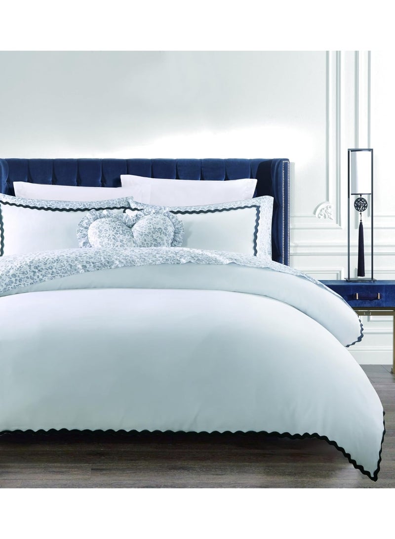 السرعوف الذهبية طقم سرير GOLD MANTIS Coastal Chic - لحاف ذو حافة صدفية، أغطية وسائد، ملاءة وملاءة - ألياف دقيقة ناعمة، راحة طوال المواسم، أبيض أنيق مع زخرفة متباينة - مقاس كوين - Image 1