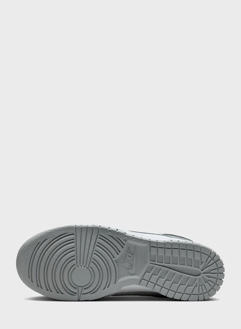 Nike Dunk Low
