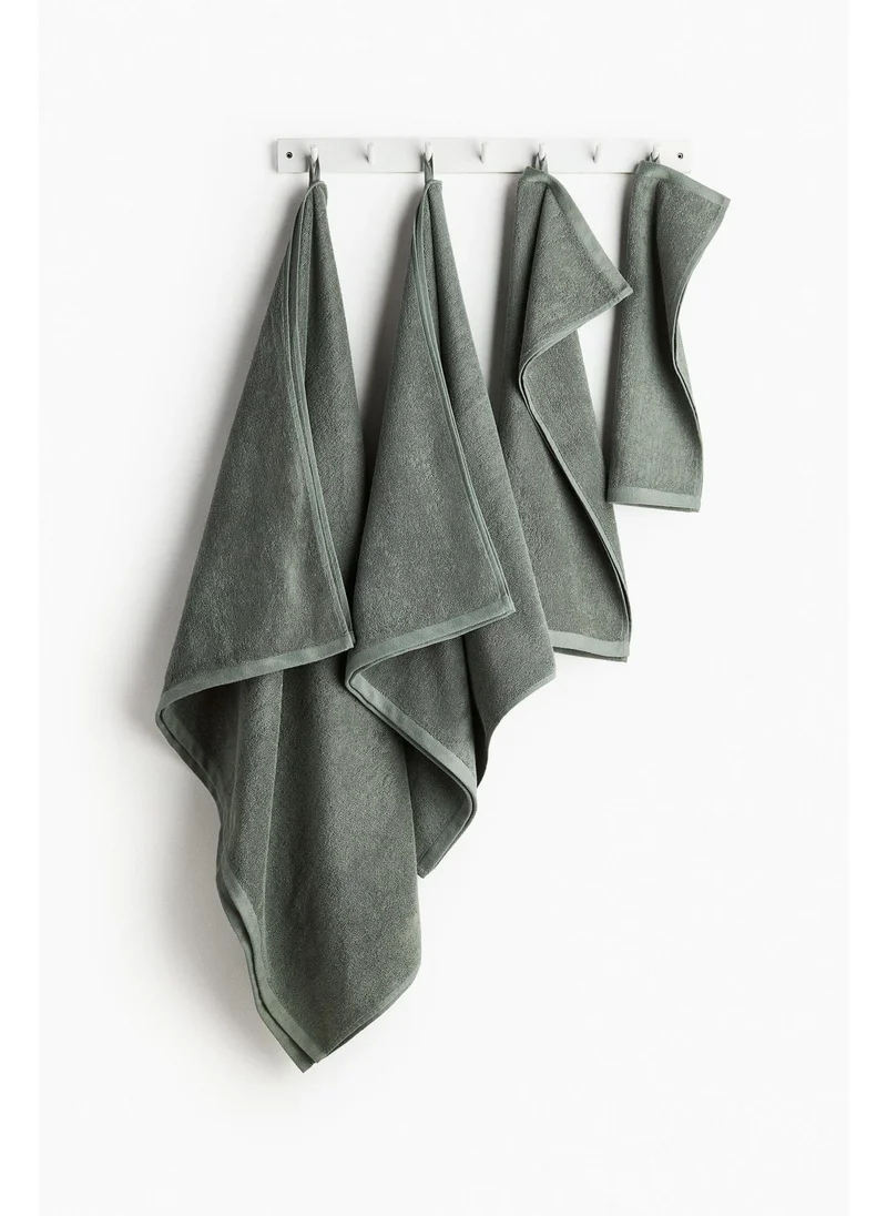 H&M Terry guest towel
