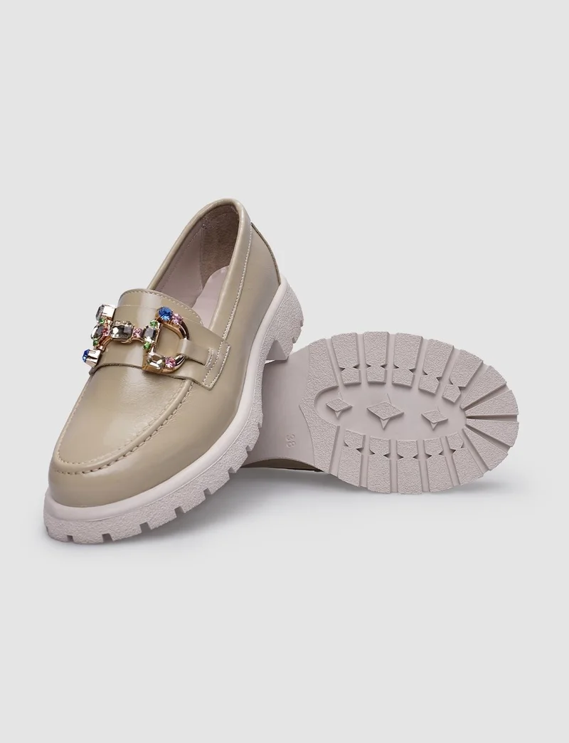 كاباني Leather Buckled Beige Patent Leather Women's Shoes