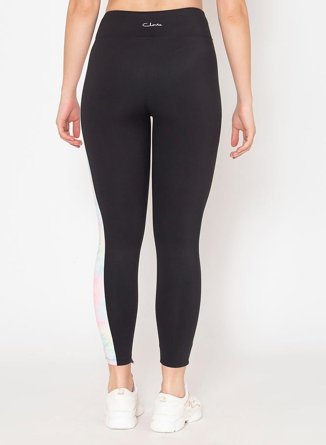 Clovia Printed Side Panel Snug Fit Active Tights - Image 5