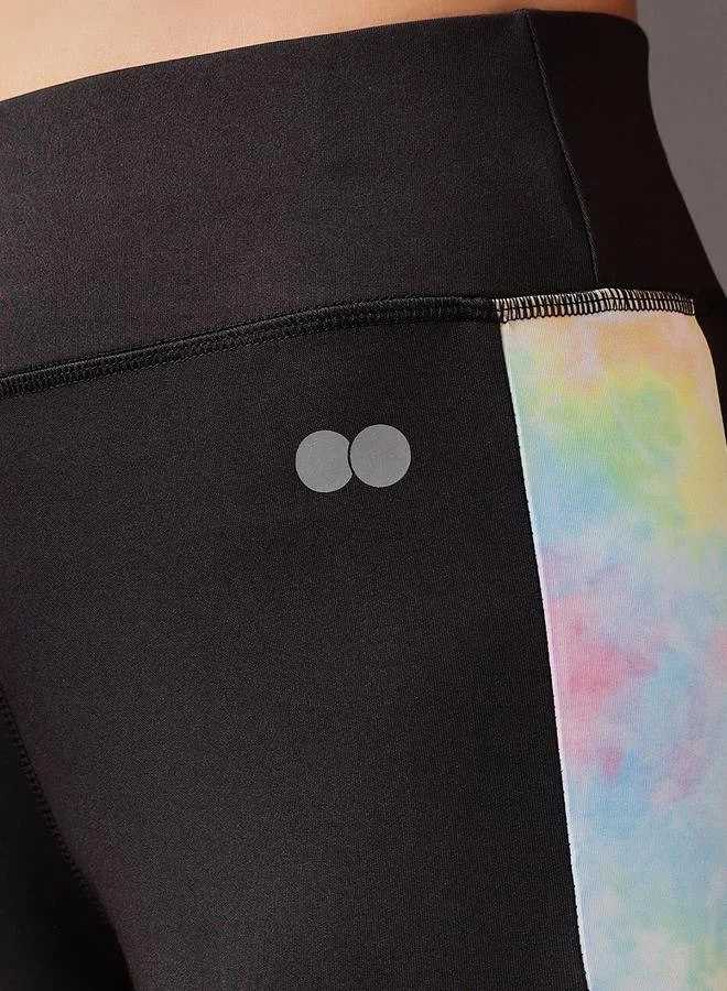 كلوفيا ليجنز رياضي ضيق مع لوحات جانبية مطبوعة