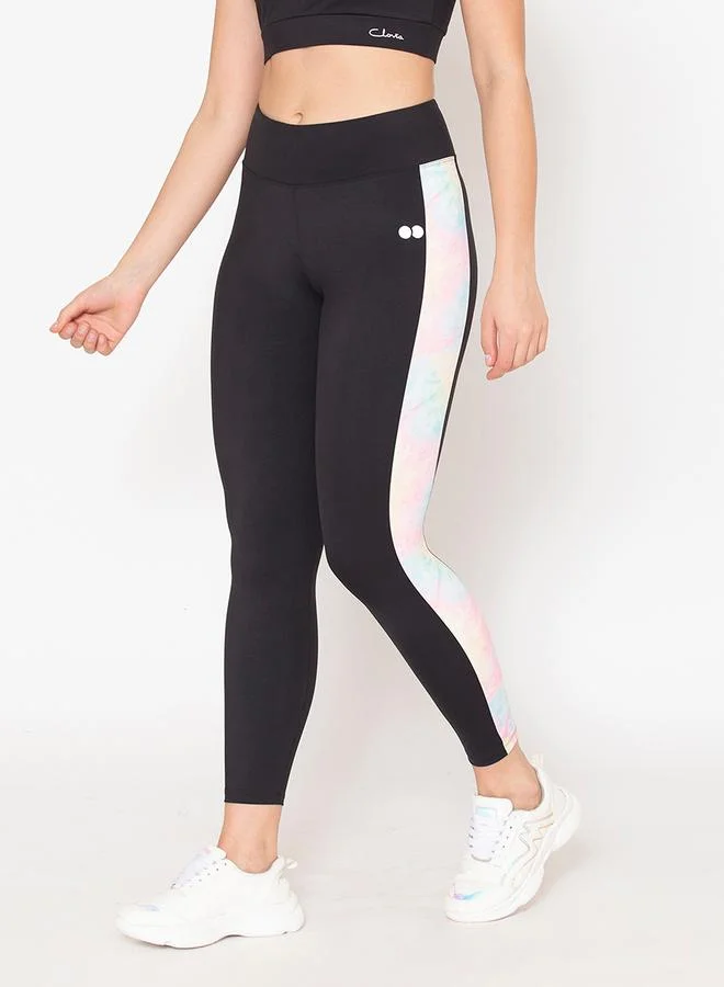 كلوفيا ليجنز رياضي ضيق مع لوحات جانبية مطبوعة