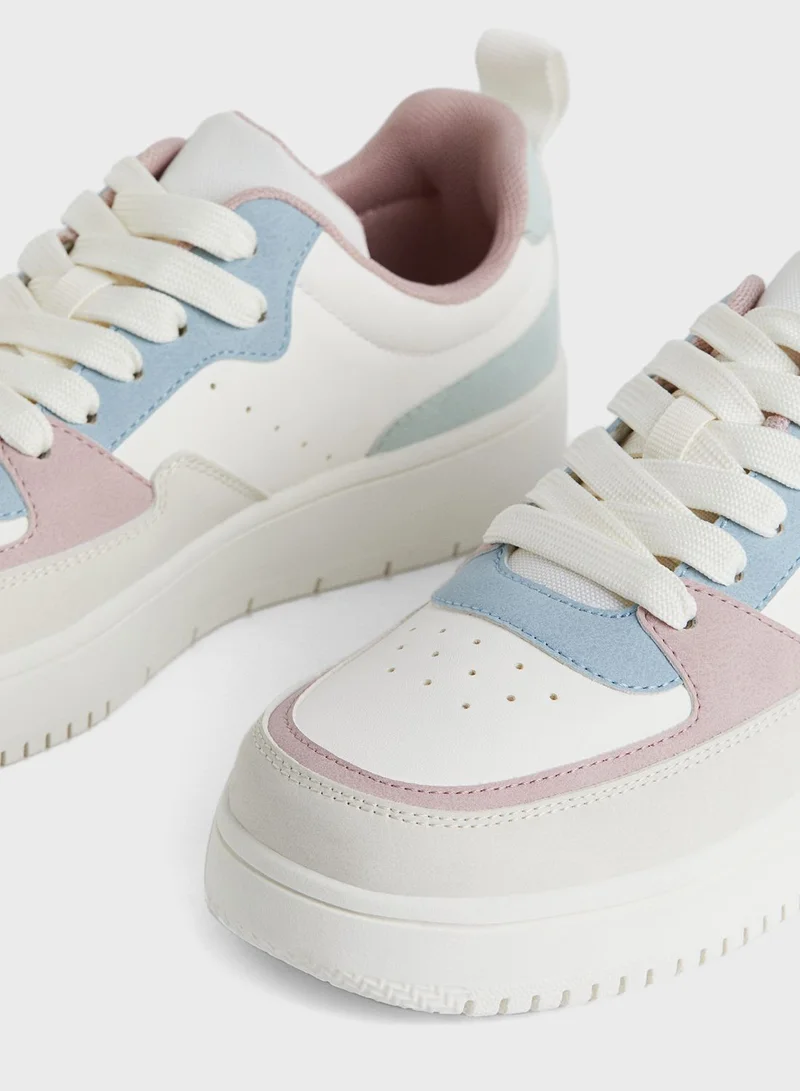 اتش اند ام Kids Low Top Velcro Sneakers
