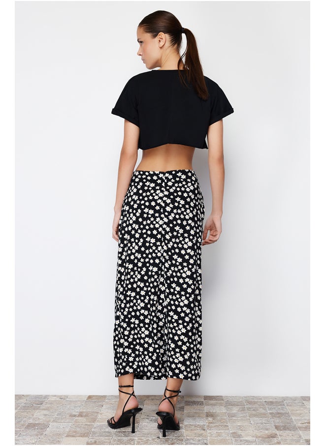 trendyol - Black Daisy Patterned Slit Viscose Fabric Midi Skirt TWOSS24ET00108 - Image 1