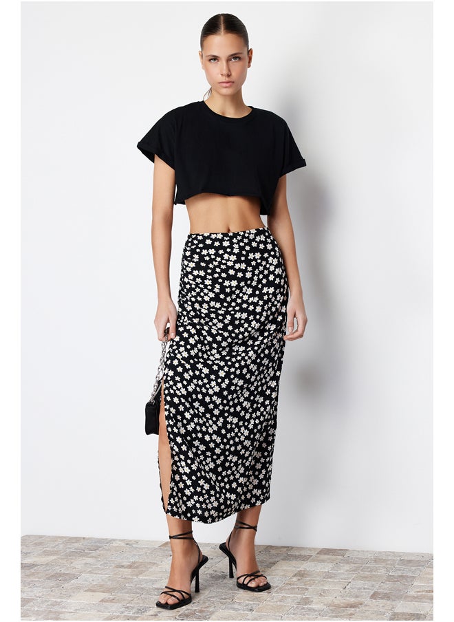 trendyol - Black Daisy Patterned Slit Viscose Fabric Midi Skirt TWOSS24ET00108 - Image 1
