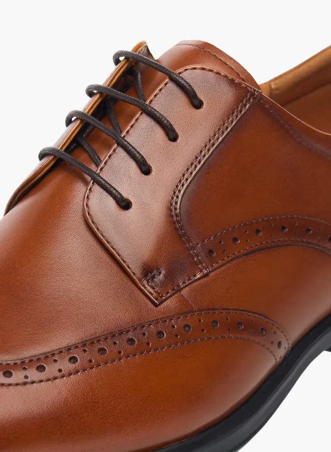لو كونفورت Mens Textured Lace-Up Derby Shoes
