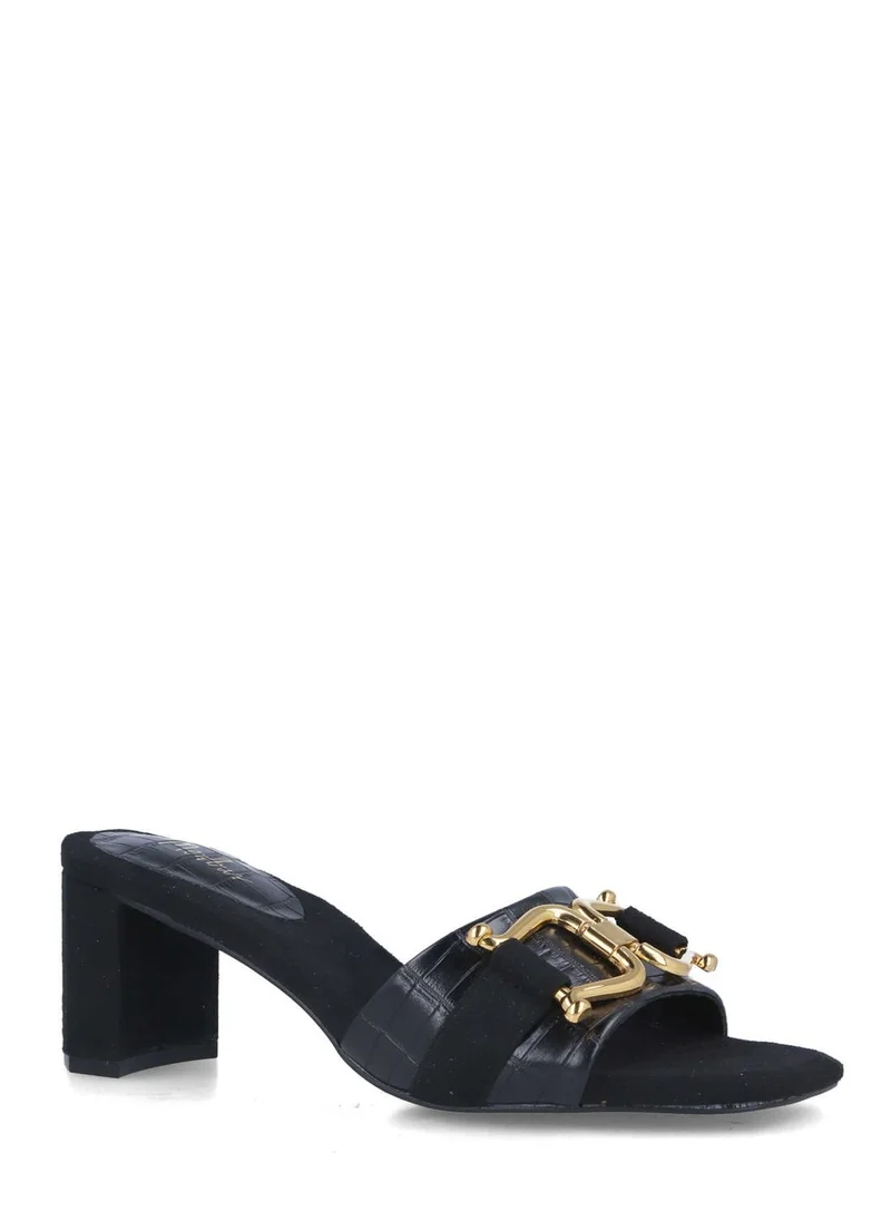 MENBUR One Strap Low Heel Sandals