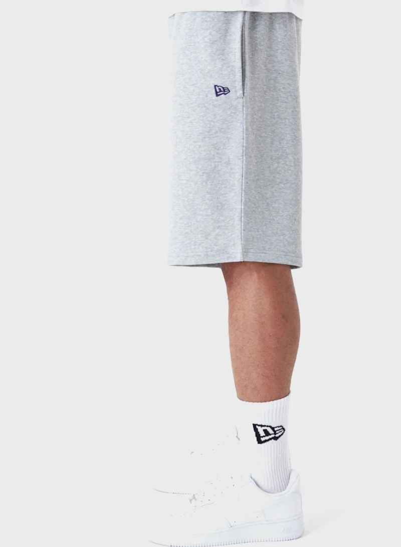 NEW ERA Los Angeles Lakers Oversized Shorts