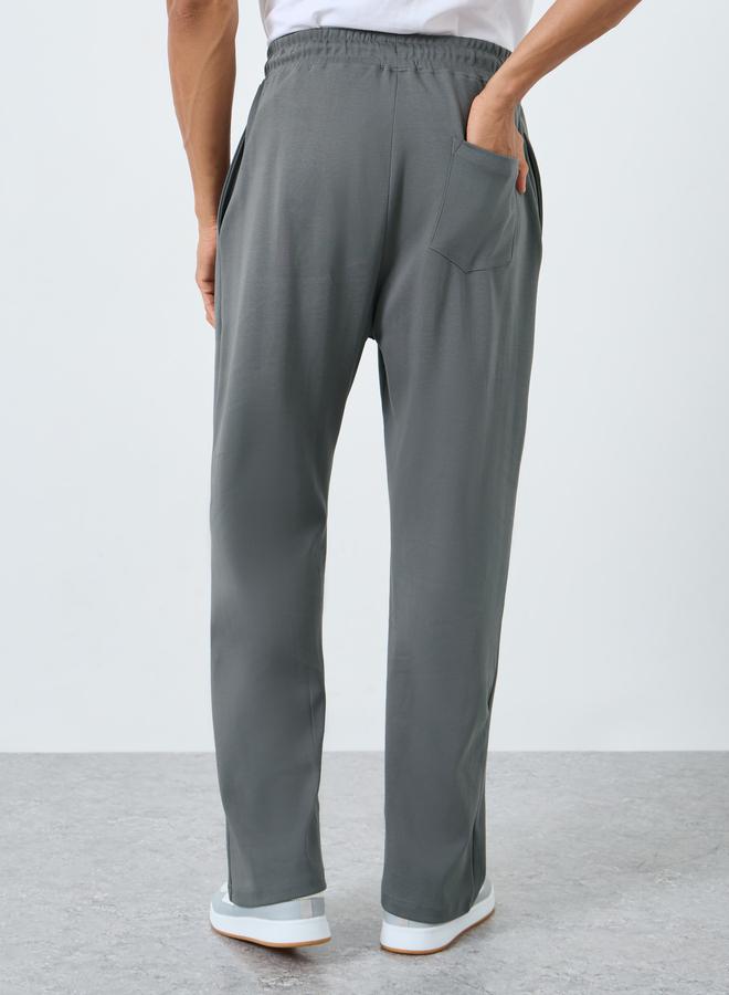 Styli Men Grey Plain Oversized Joggers - Image 4