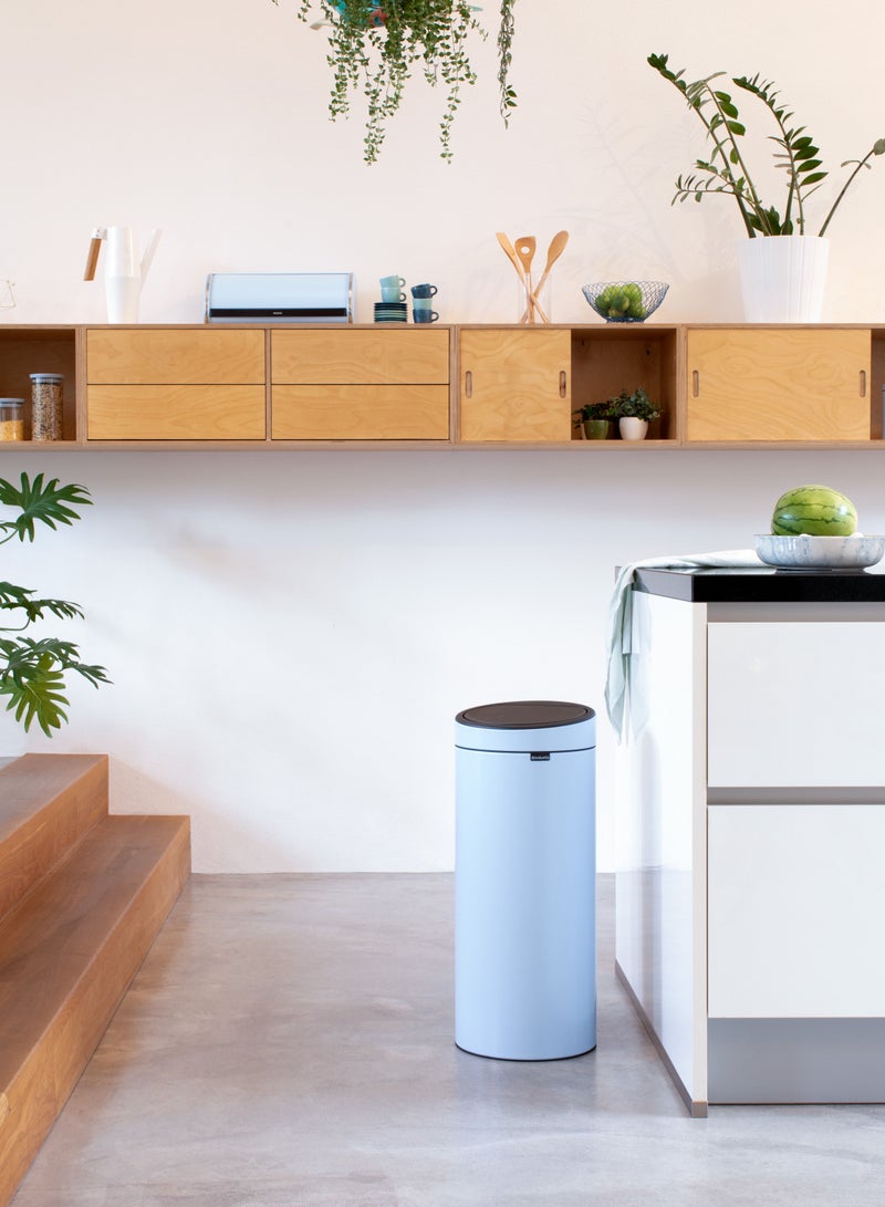 brabantia BRABANTIA Steel Touch Bin New  30L with Plastic Inner Bucket - Dreamy Blue  - Image 3