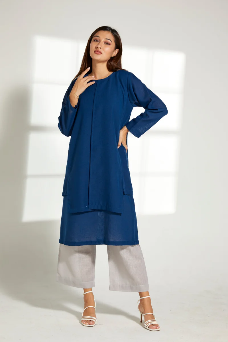 Moistreet Crew Neck Top & Pants Set