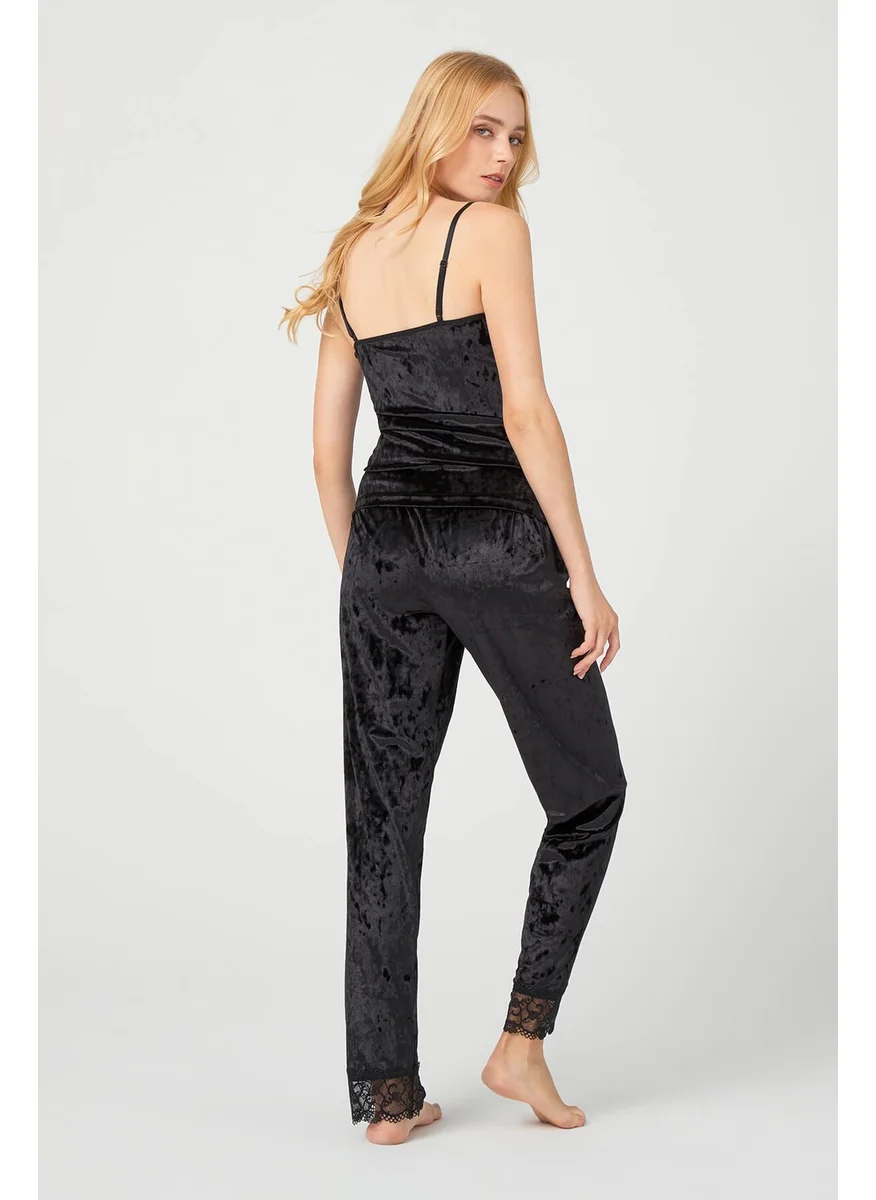 كوتن هيل Black Lace Detailed Velvet Women's Pajama Set