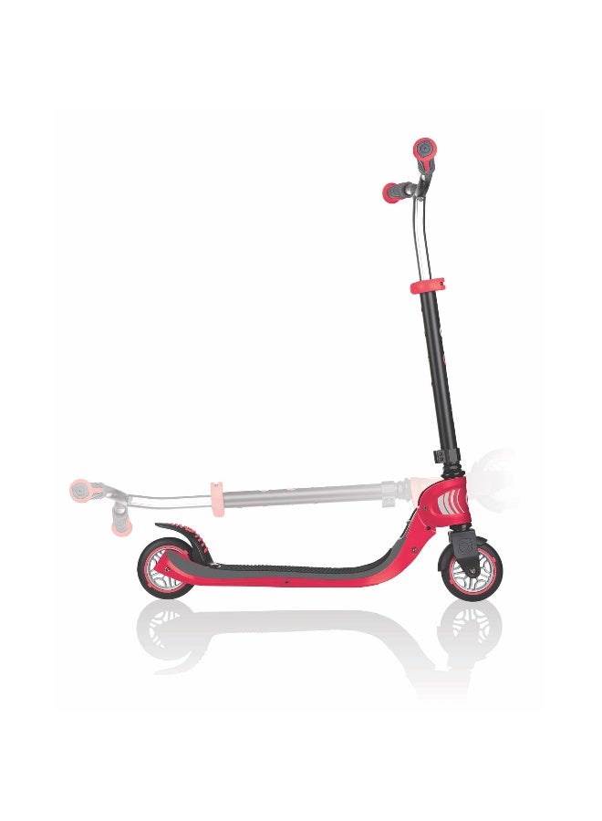 Globber FLOW Foldable 125 Scooter (Black/Red) - Image 2