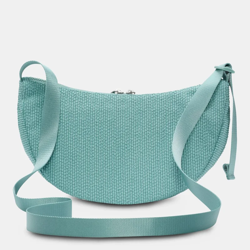 نايكي Aura Crescent Crossbody Bag