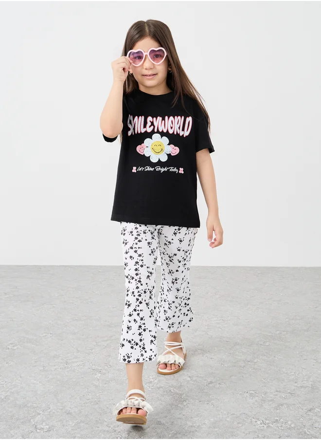 Styli Styli All-Over Print Fit and Flare Leggings