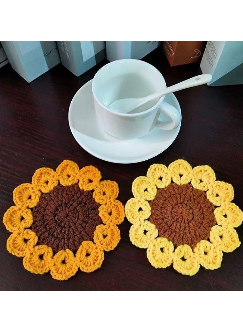 Hand-Woven Coasters Sunflower Coasters Kitchen Insulated Coasters Tabletop Accessory Set of 2 Tabletop Decorations Heat Resistant 2 Colors  - Image 1