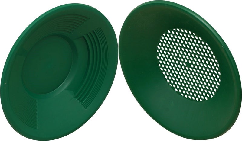 Green Gold Pan Gold Sieve and Pan Top Sieve Gold Search Screening Gold Washing in the Sand in the River