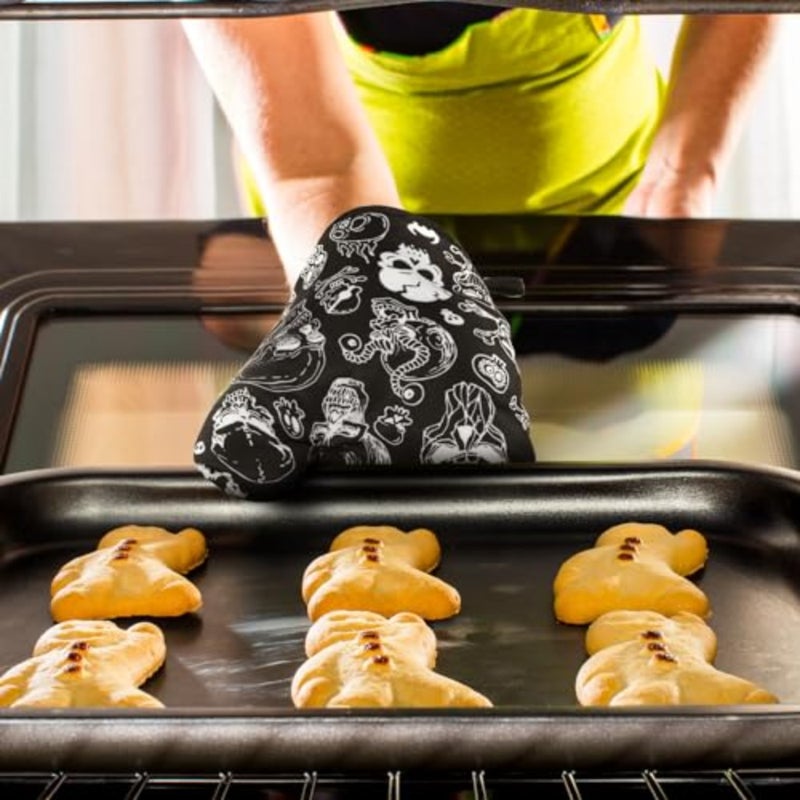 6 Pcs Kitchen Decor Set Kitchen Towels Gothic Oven Mitts and Pot Holders Hand Dish Towels Horror Oven Mitts for Home Decoration Party Gifts - Image 5