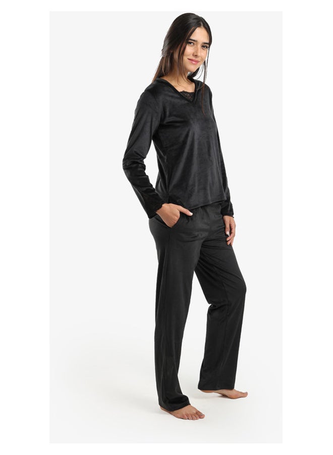 Carina Soft Velvet pajama Set - Image 3