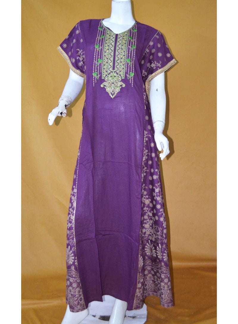 زينة جلابية نسائية أنيقة مطرزة – واسعة من الأسفل، بأكمام باتوينج، بشريط جانبي قابل للتعديل - Image 1