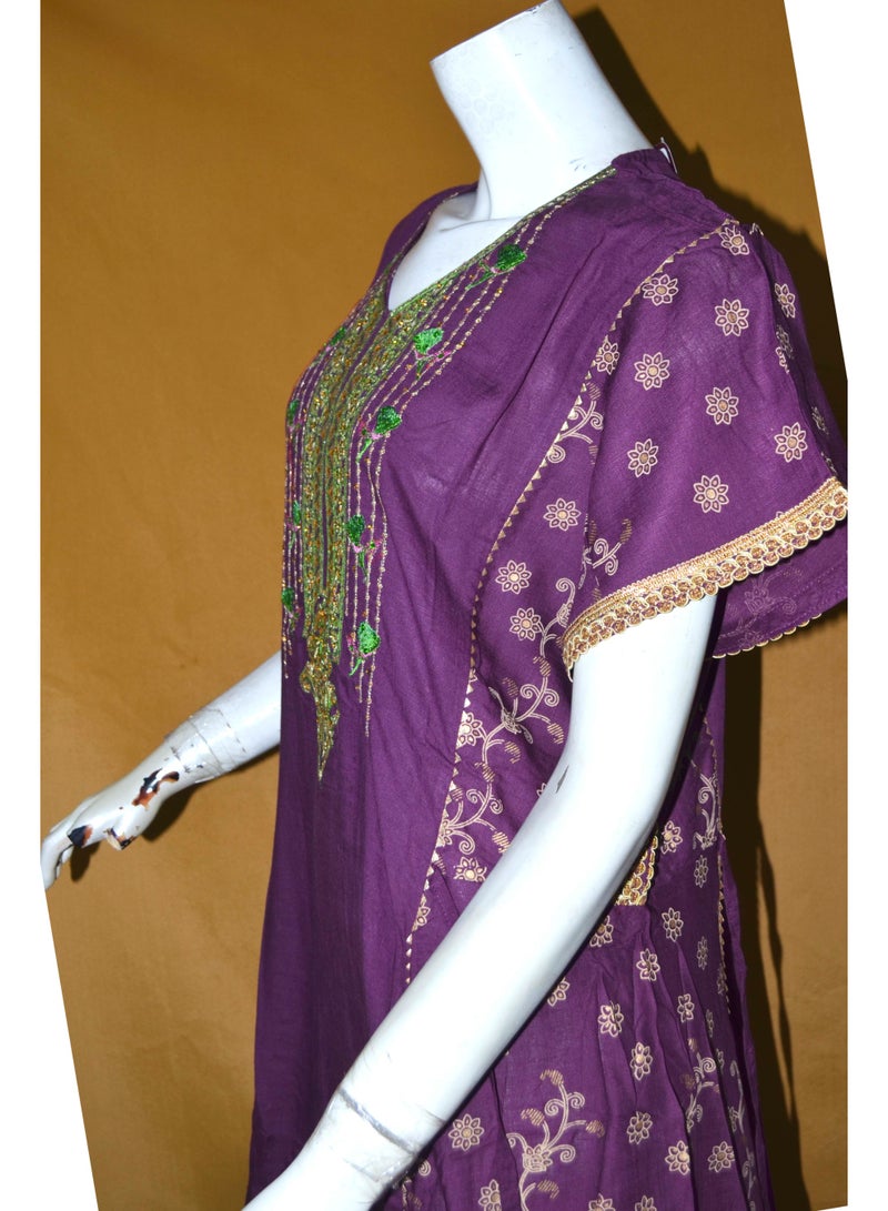 زينة جلابية نسائية أنيقة مطرزة – واسعة من الأسفل، بأكمام باتوينج، بشريط جانبي قابل للتعديل - Image 3