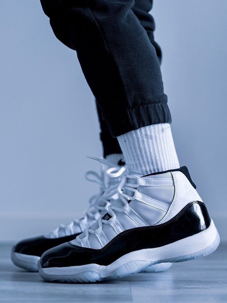 Putian Shoes Aj11 High-Top Devil Black And White Kang Buckle Baby'S Breath Men'S And Women'S Low-Top Bugs Bunny Pink Snake Basketball Shoes Aj - Image 4