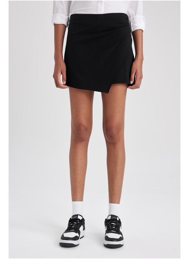 DeFacto - Woman Regular Fit Woven Shorts - Image 1