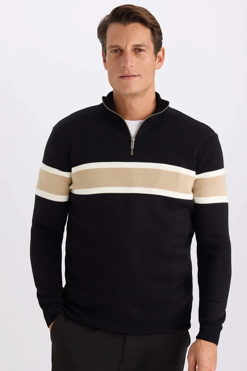 ديفاكتو Standard Fit Turtleneck Knitwear Pullover