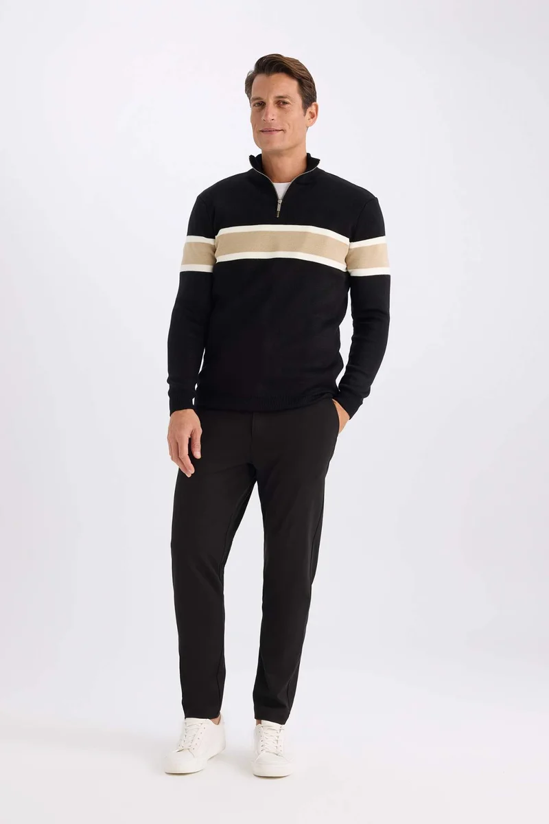 ديفاكتو Standard Fit Turtleneck Knitwear Pullover