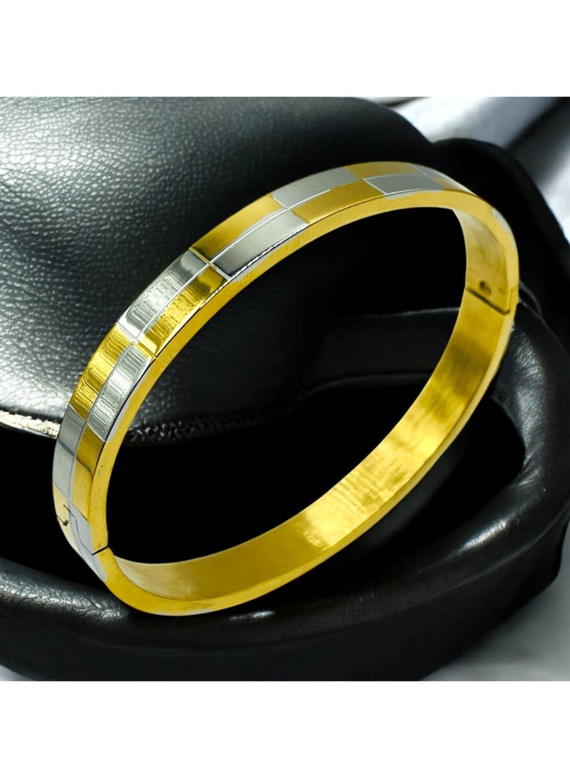 MARIO DRAFTS Mario Drafts Two-Tone Bangle Bracelet, Gold and Silver Checkered Pattern, Metal Alloy  - Image 2