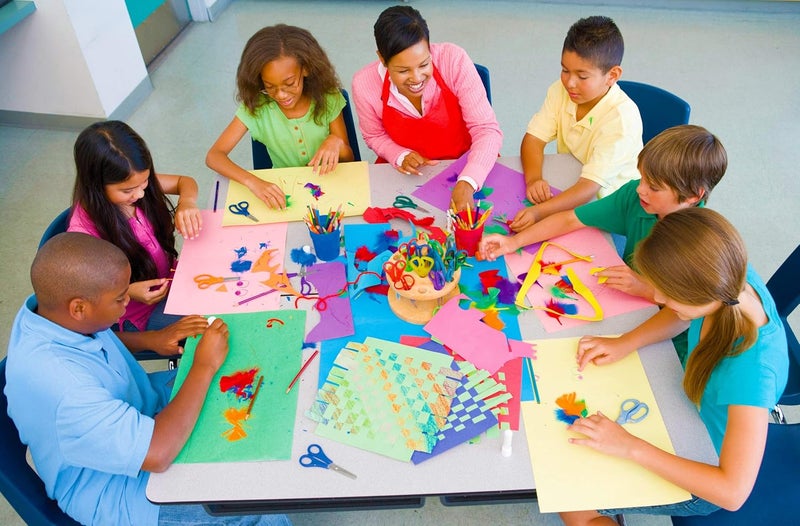 Prang (Formerly SunWorks) Construction Paper, Holiday Green, 9" x 12", 100 Sheets - Image 2