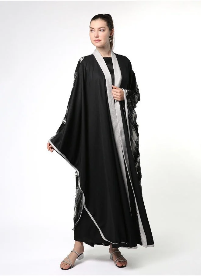 Line73 by Zahra Beige-Collared Kimono Abaya