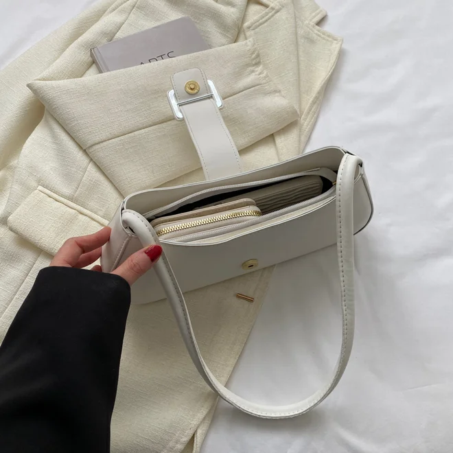 Styli Buckle Flap Detail Shoulder Bag