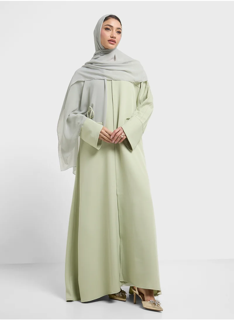 hayas closet Bow Detailed Flared Sleeve Abaya