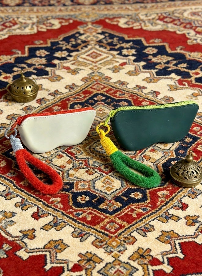 حافظة نظارات شمسية من قطعتين باللونين الرمادي الفاتح والأخضر؛ حافظة نظارات صلبة ومحمولة وعملية للنساء أو الرجال؛ بتصميم مدمج لسهولة التخزين في المحافظ أو الحقائب أو الجيوب؛ تحمي النظارات الشمسية من الخدوش والتلف - Image 5
