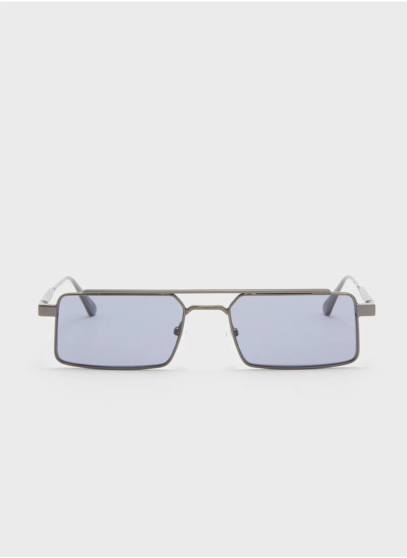 CALVIN KLEIN Modified Rectangle Sunglasses Ck24111S